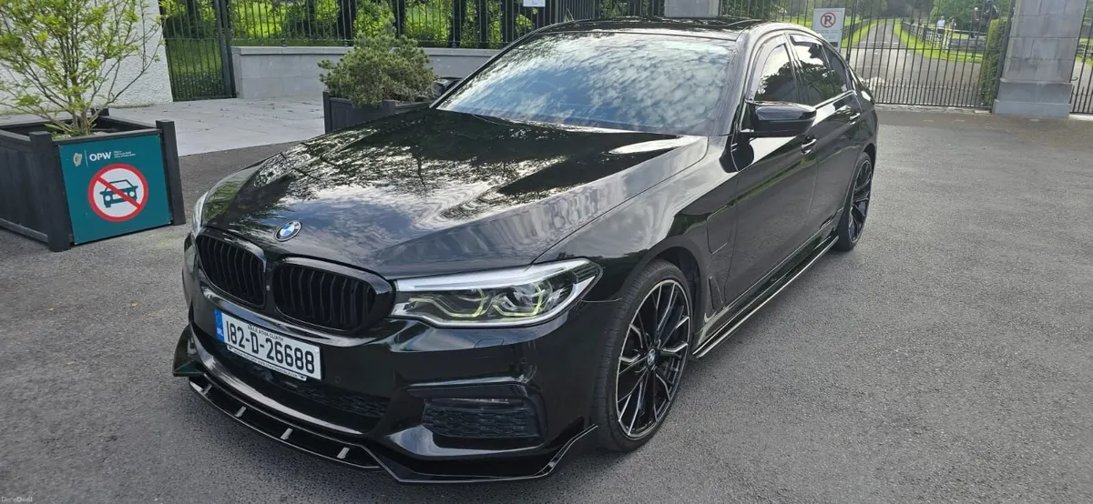 BMW 5-Series 2018 Fully Loaded | Every Extra - Image 1