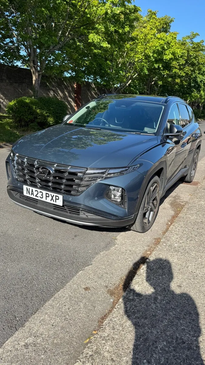 Hyundi Tuson Ultimate PHEV 1:6 - Image 4