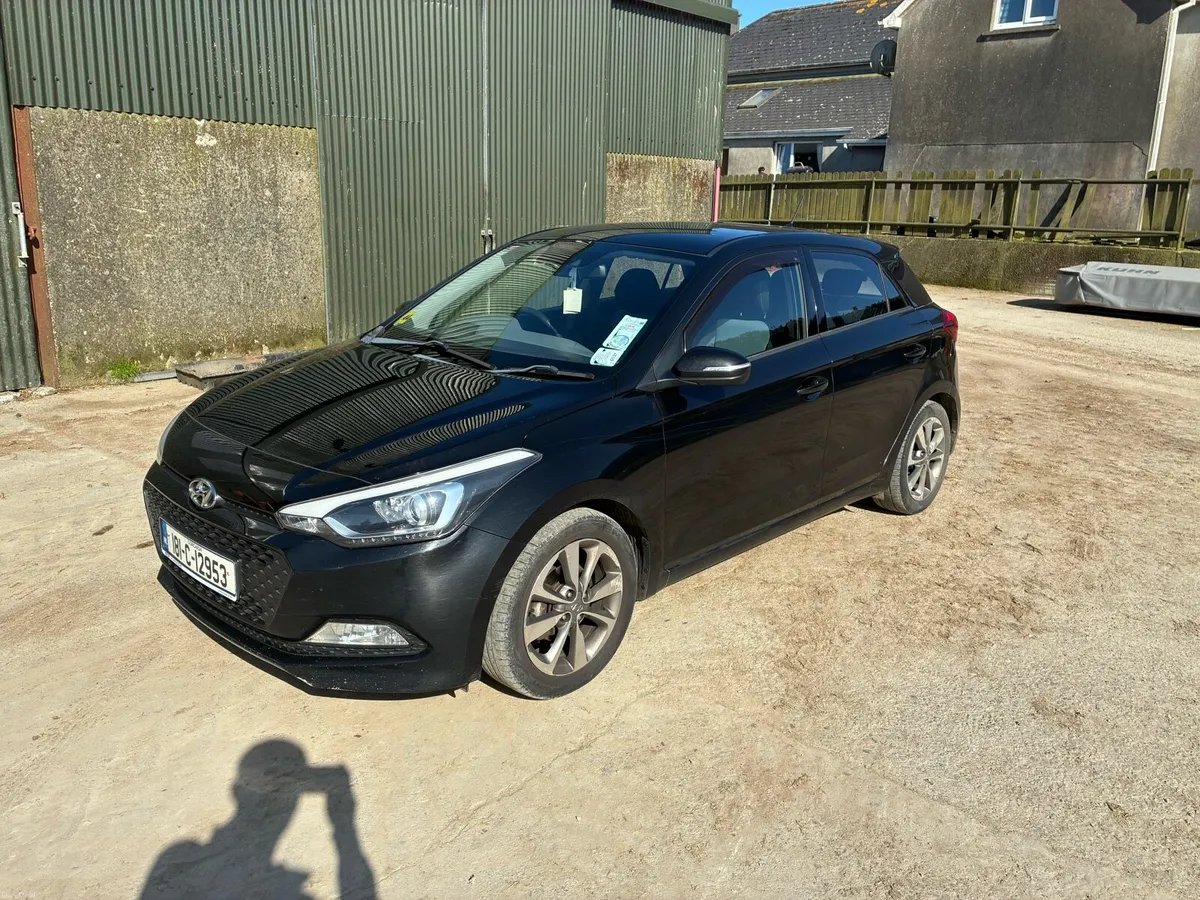 Hyundai i20 - Image 2