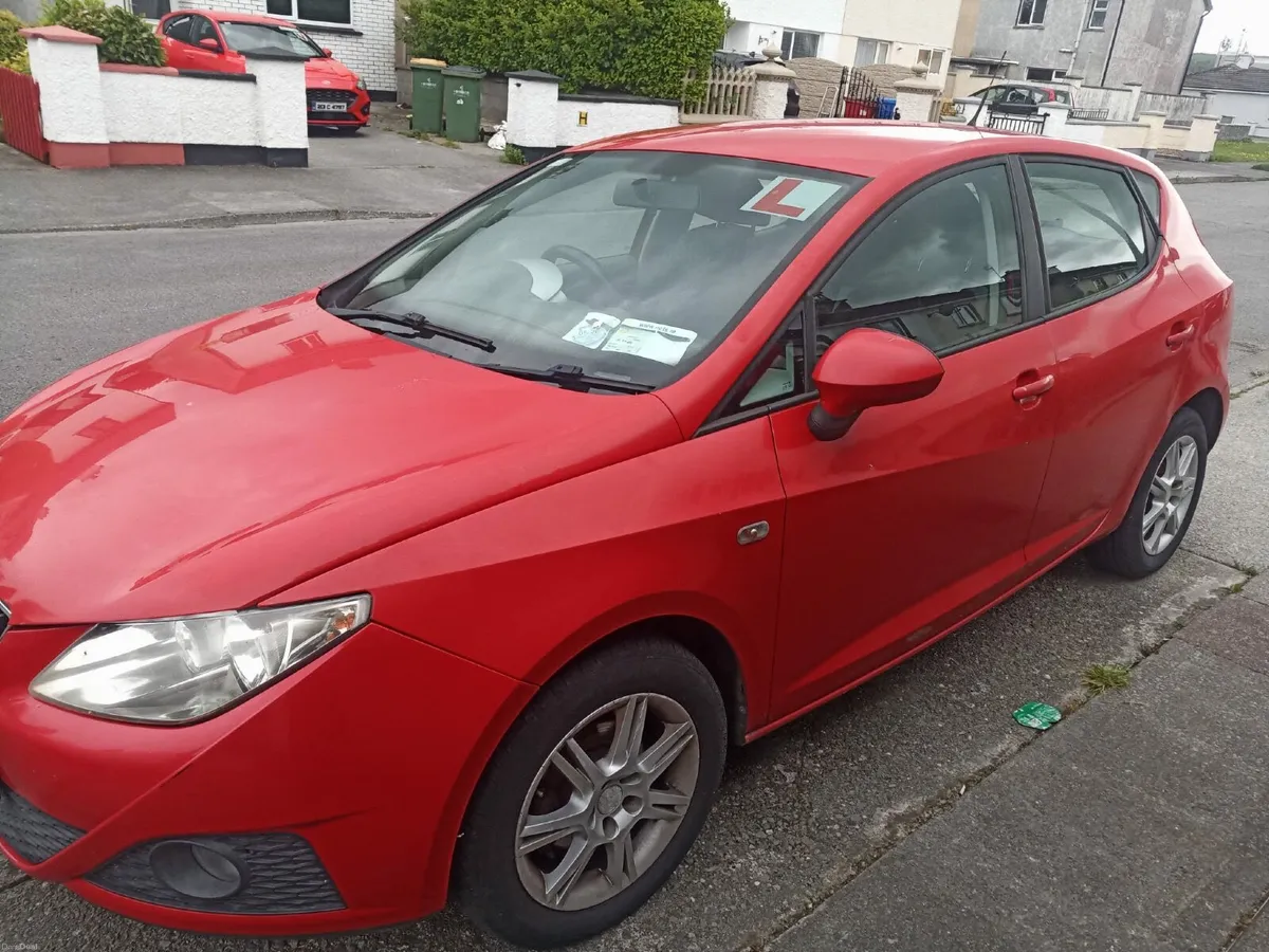 SEAT Ibiza 2008 - Image 1