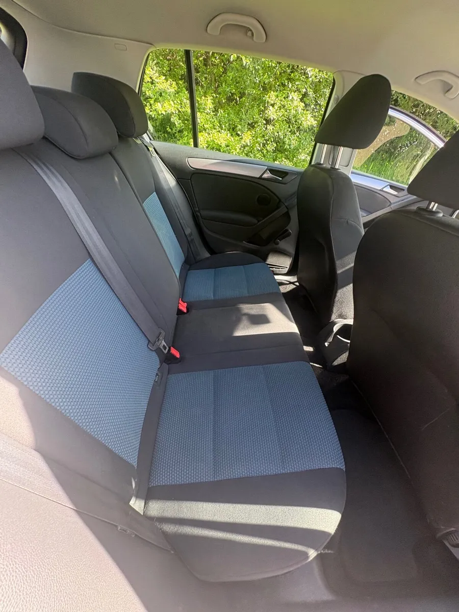 2011 Volkswagen Golf TDI blue motion - Image 3