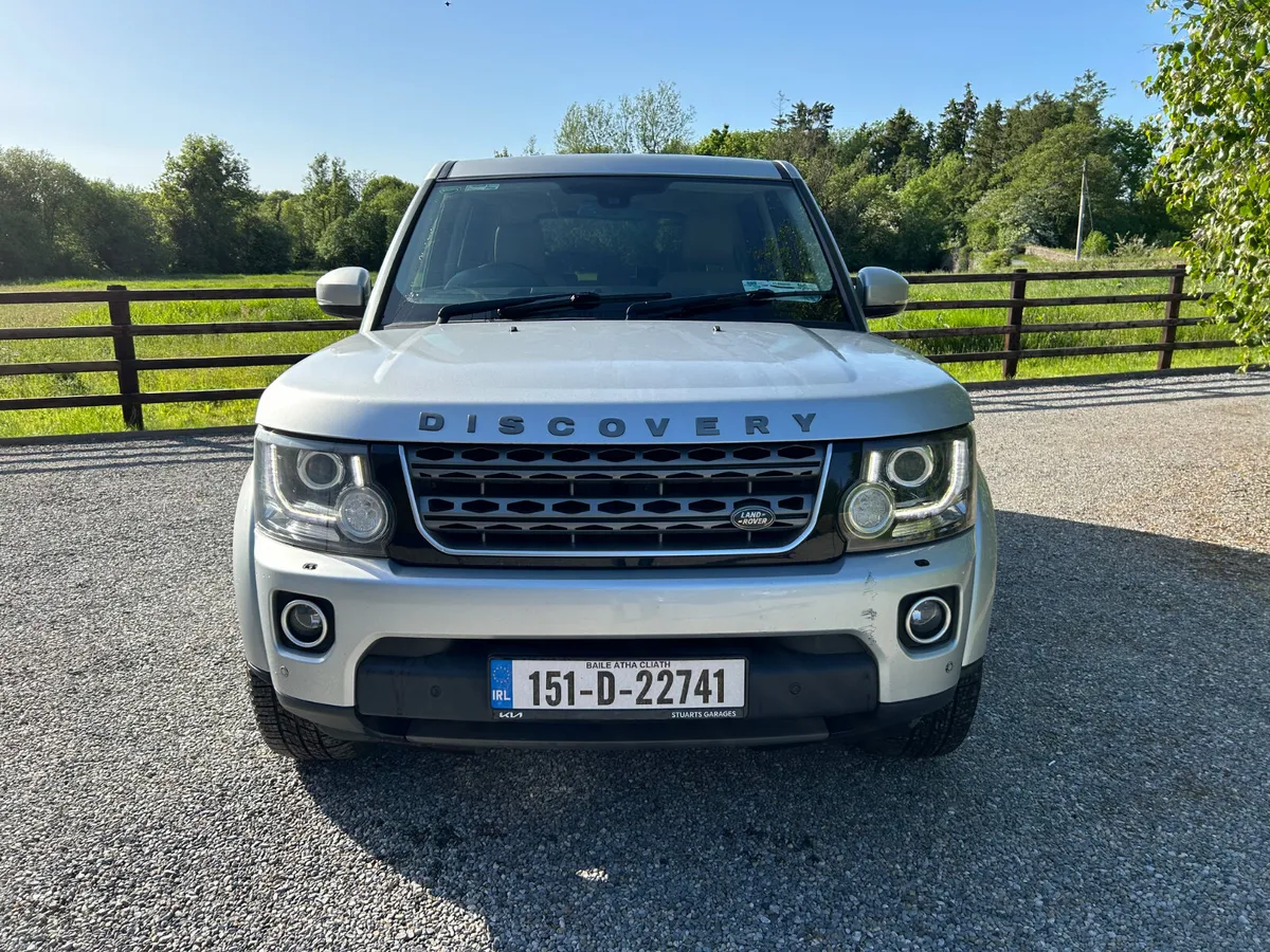 2015 Discovery 4 XE Crewcab - Image 2