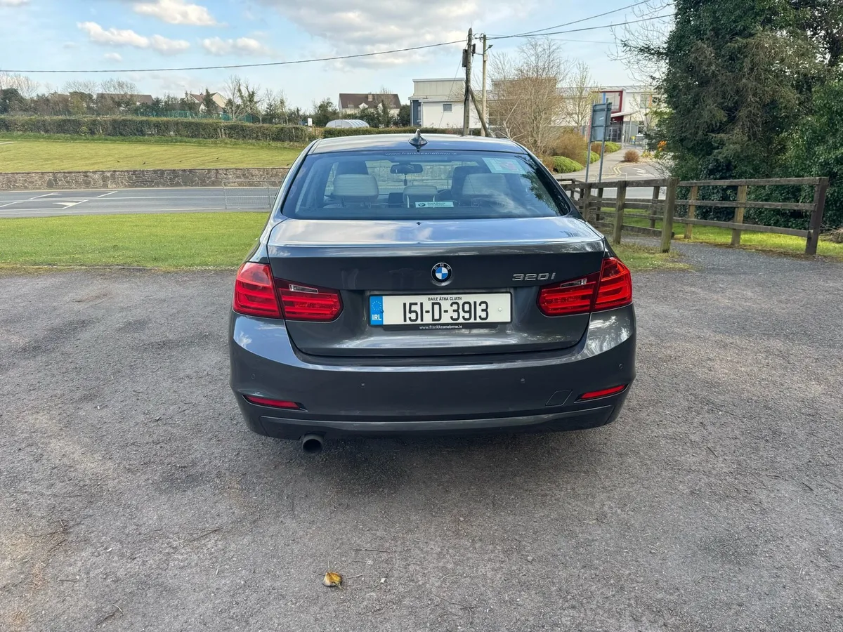 BMW 3-series 2015 - Image 2