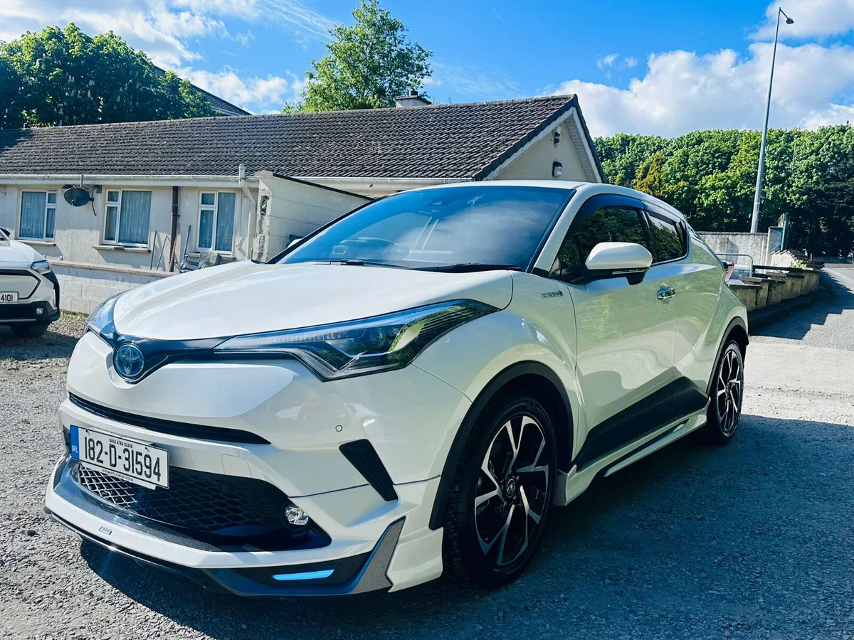 Toyota C-HR 2018 TOPSPECS SPORTS MODEL - Image 4