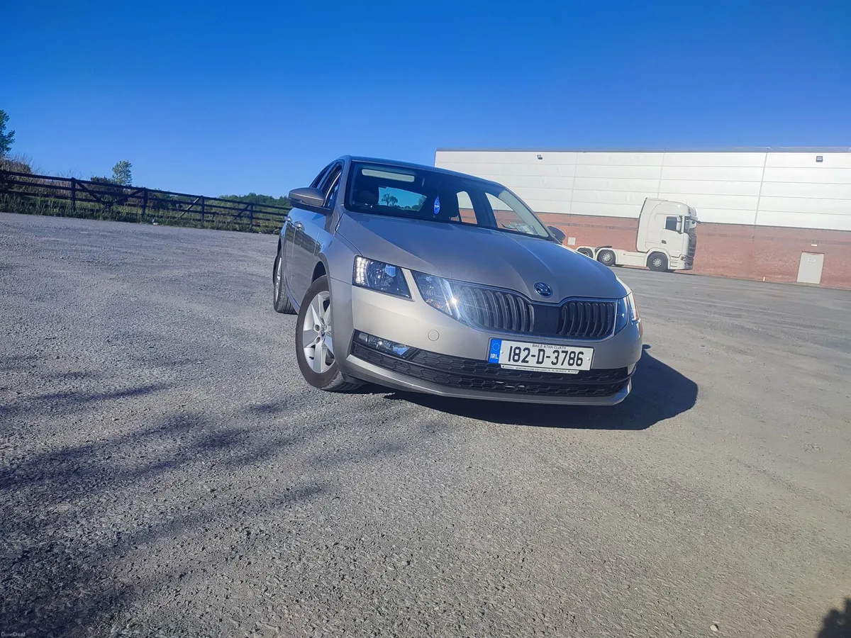 Skoda Octavia 2018 AMBITION - Image 1