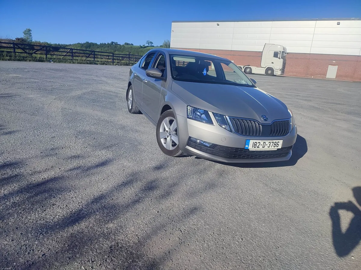 Skoda Octavia 2018 AMBITION - Image 3