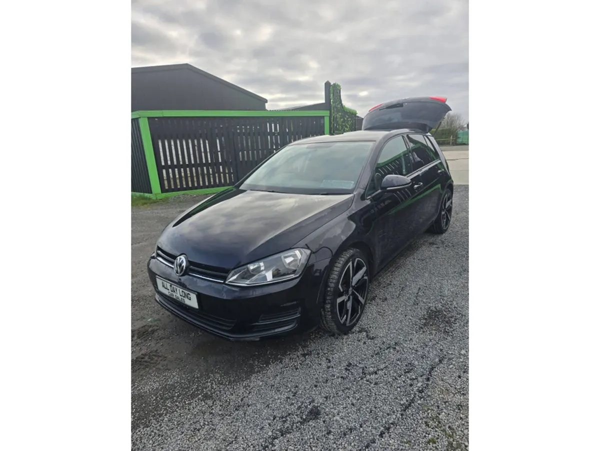 Volkswagen Golf TSI COMFORTLINE - Image 2