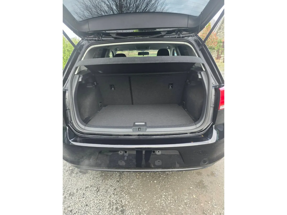 Volkswagen Golf TSI COMFORTLINE - Image 4