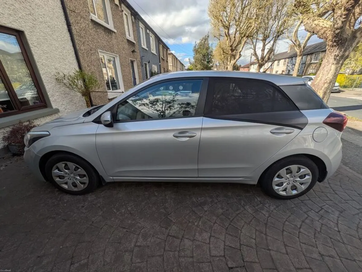 2019 Hyundai I20 - Image 2