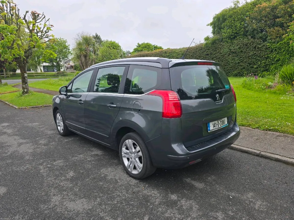 Automatic Peugeot 5008 - Image 6
