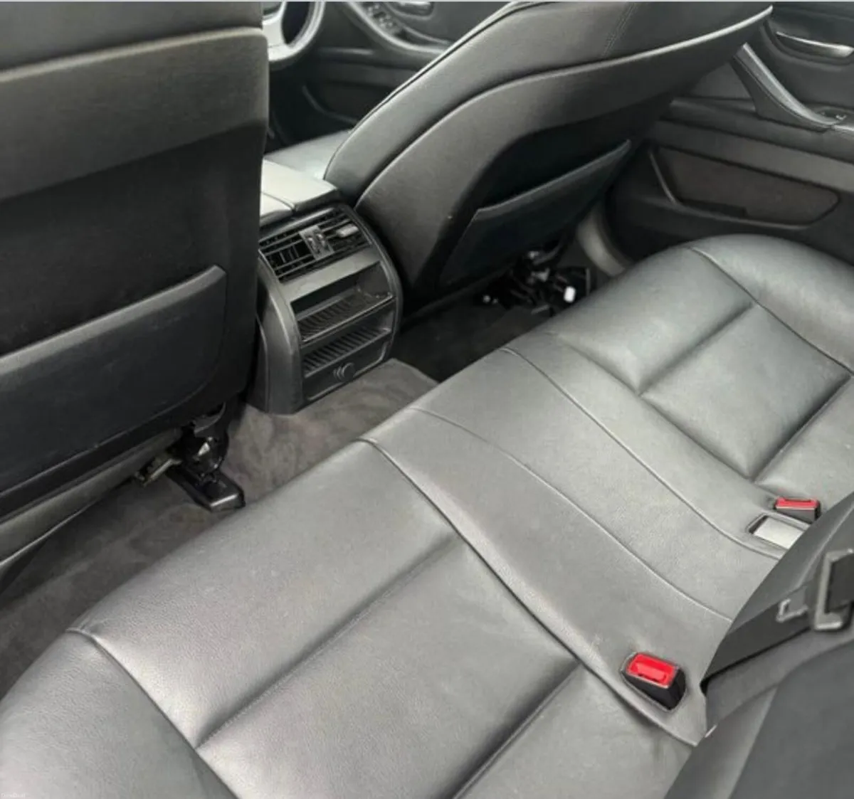 BMW 520D 2011 - Image 4