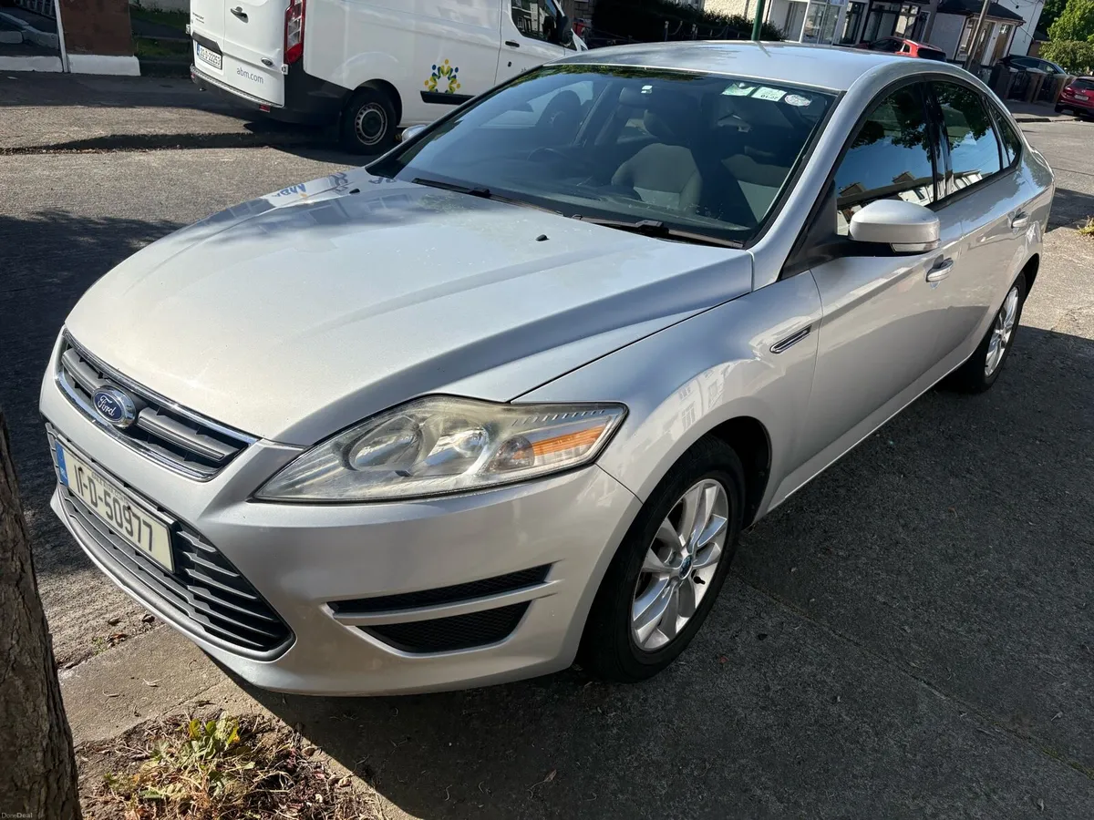 Ford Focus - Image 2