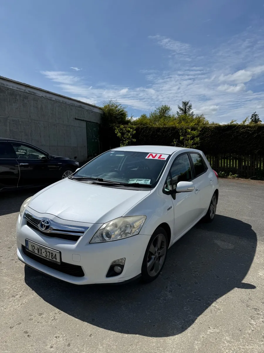 Toyota Auris 2012 - Image 3