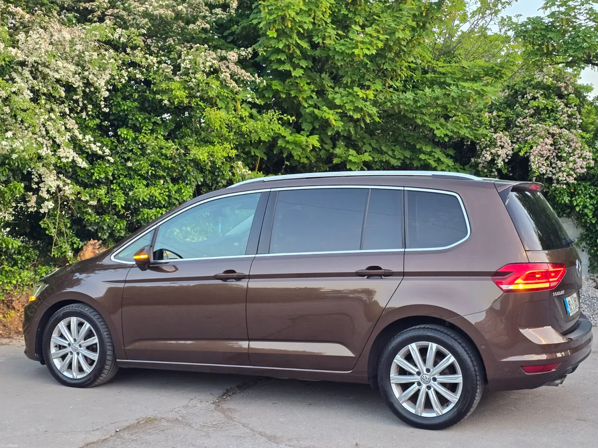 Volkswagen Touran 2015 tdi highline 7 seats €8990 - Image 2