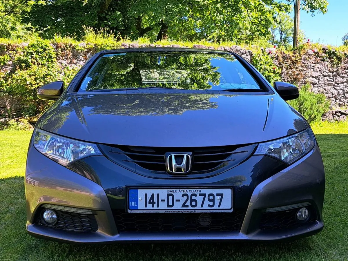 Car - Image 1