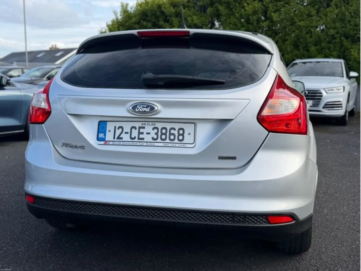 Ford Focus 1.6 TDCI Zetec 113BHP 5DR - Image 4