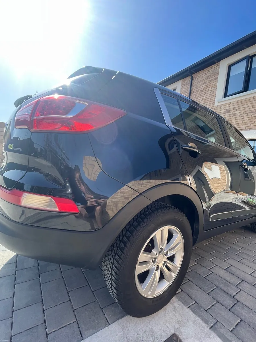 Kia Sportage 2012 - Image 2
