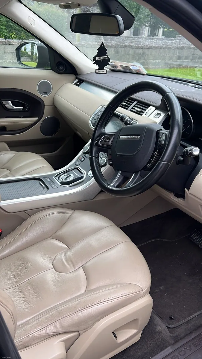 Range Rover Evoque 2.2 Diesel 4x4 - Image 4