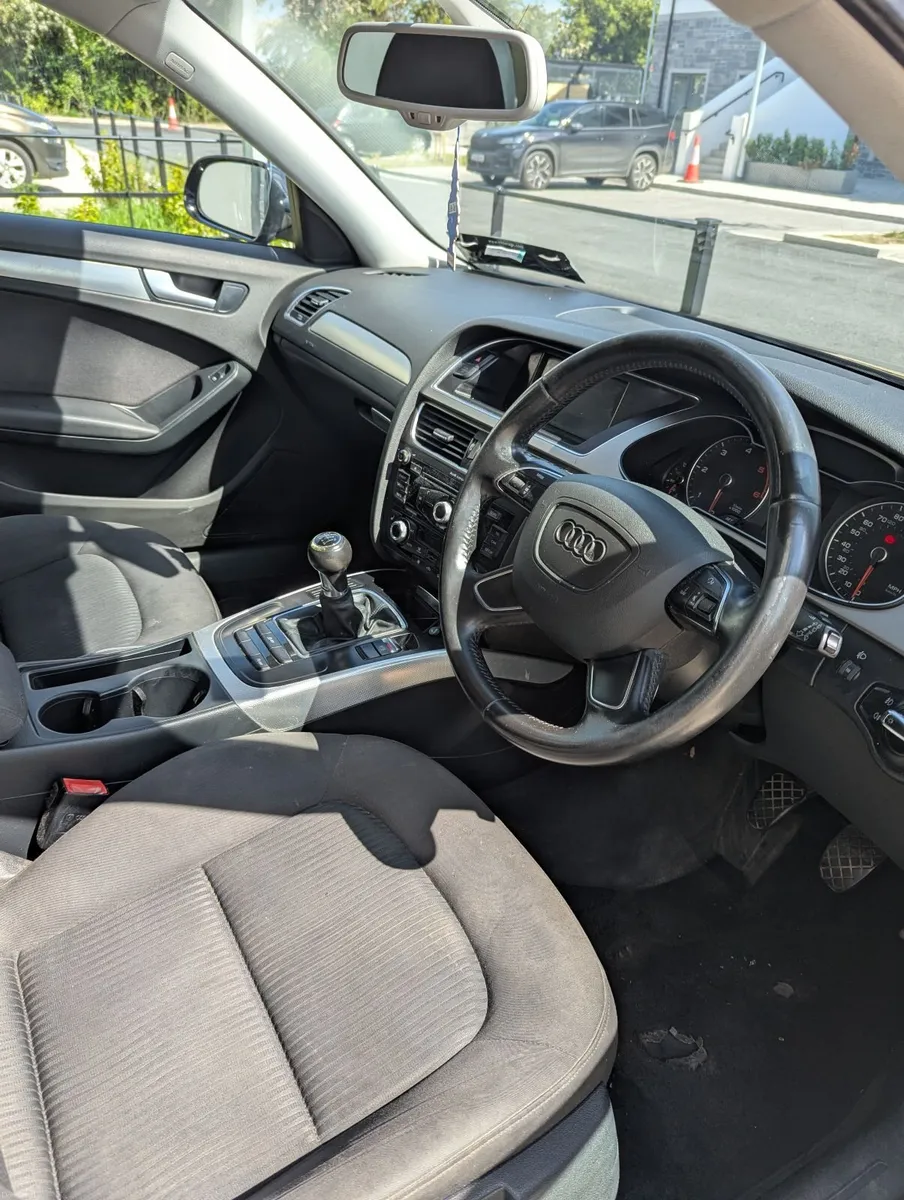 Audi A4 2014 - Image 4