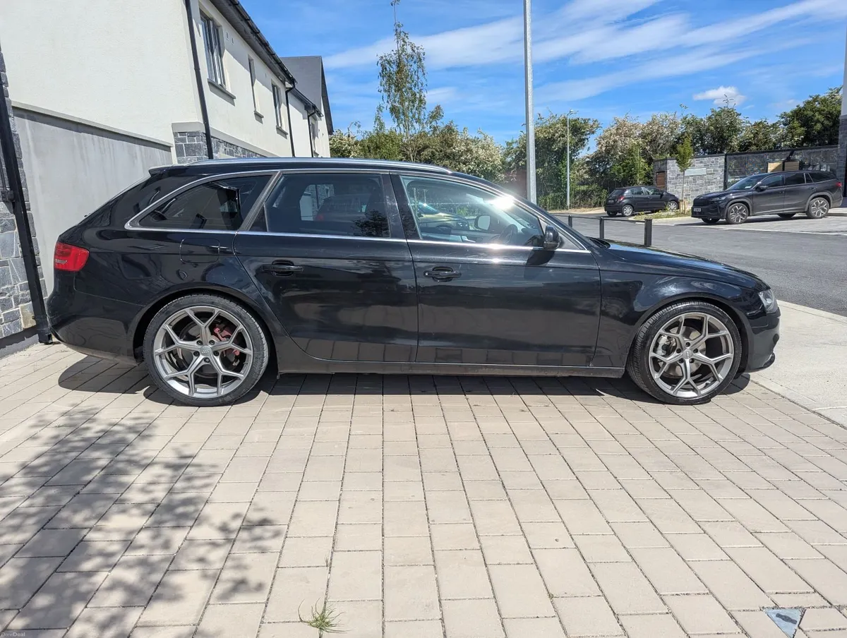 Audi A4 2014 - Image 1