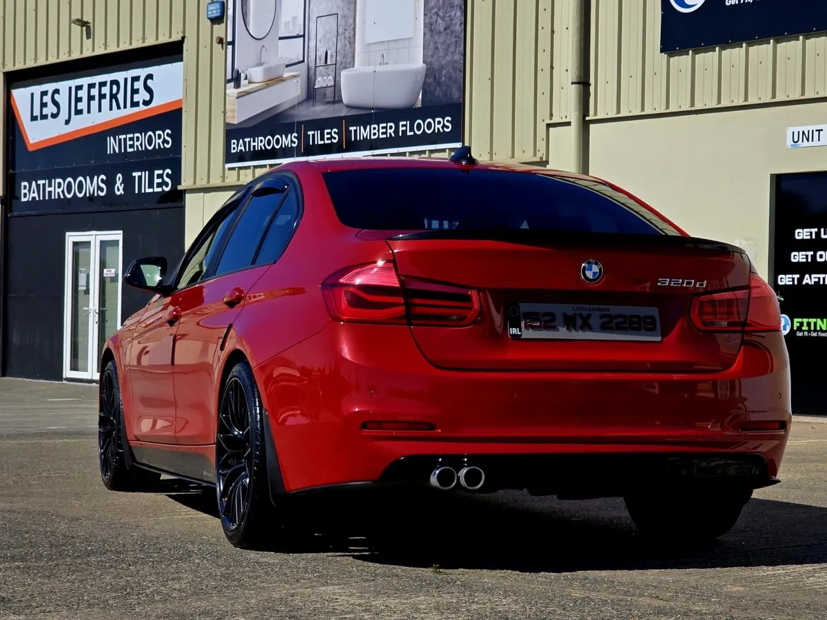 BMW 3s M Spot Red - Image 5