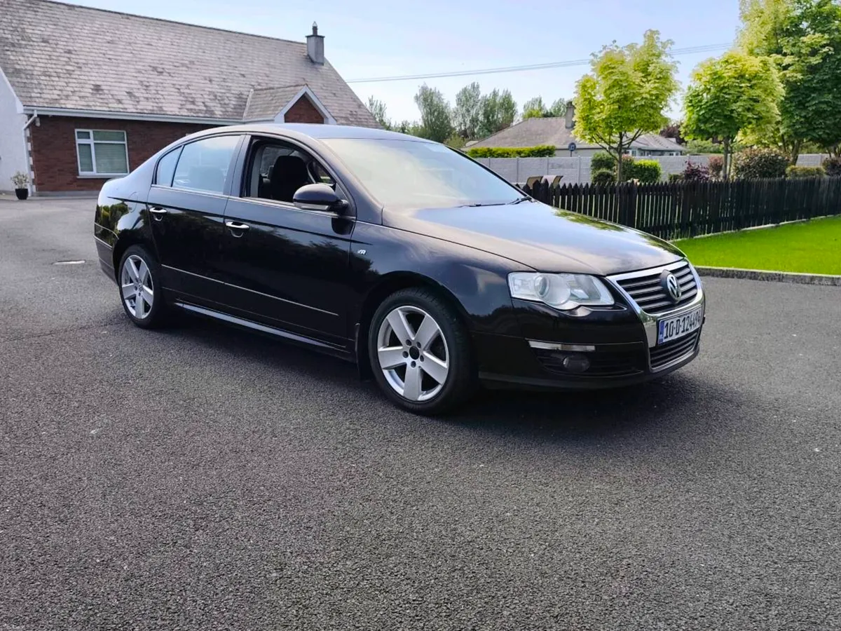 Volkswagen Passat rline 2.0 diesel - Image 1