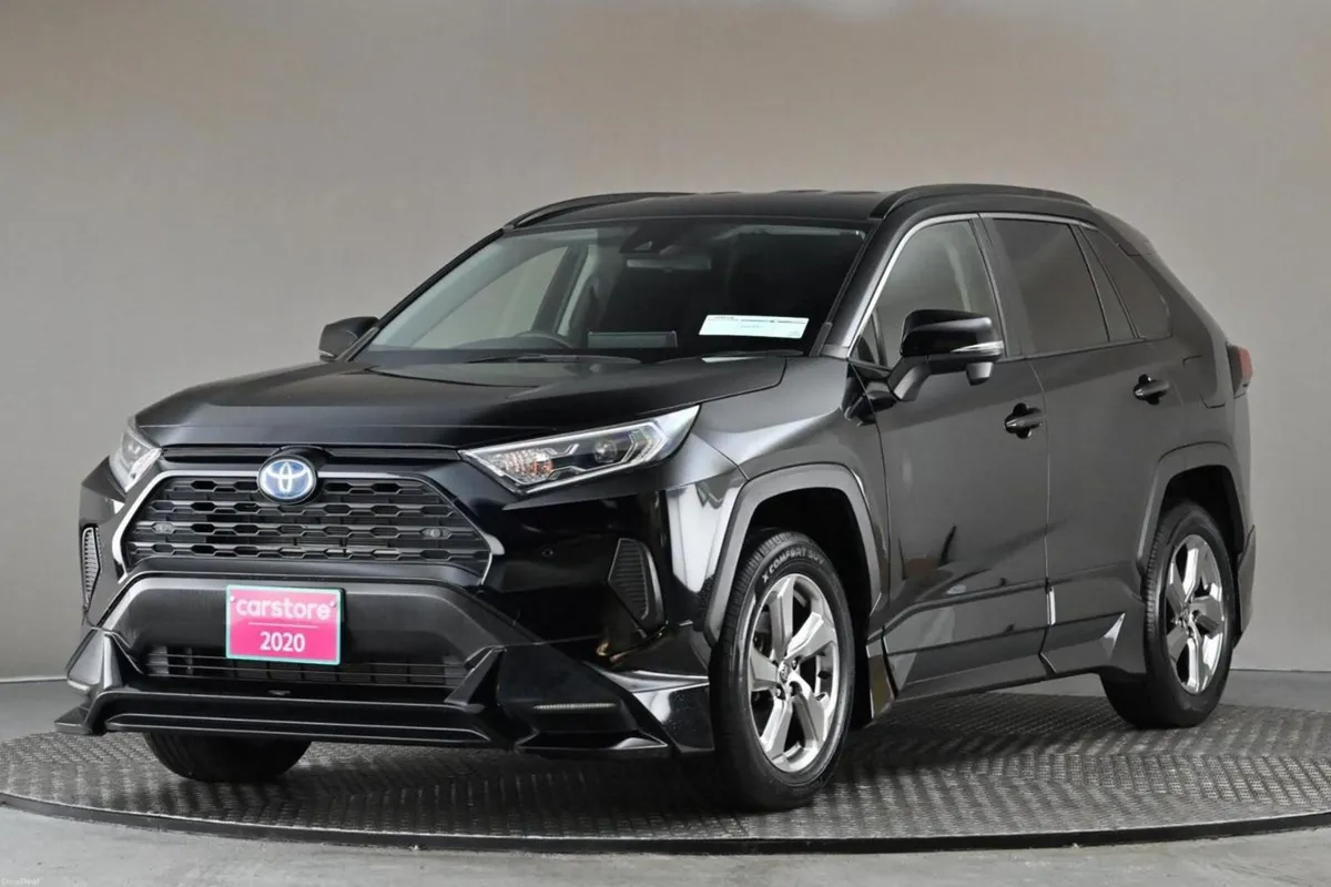 Toyota RAV4 2.5 PETROL HYBRID SOL **TRD BODY KIT** - Image 3