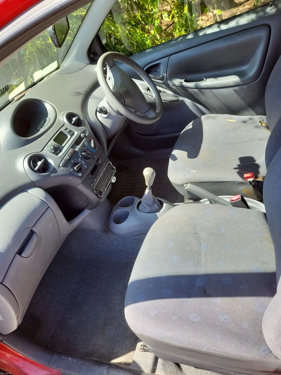 Toyota Yaris 2003