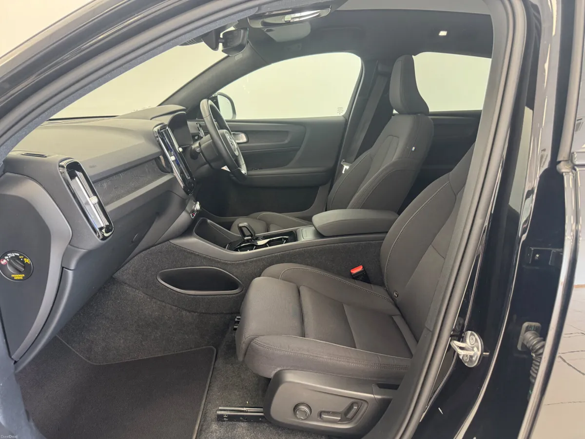 Volvo C40 2023 - Image 6