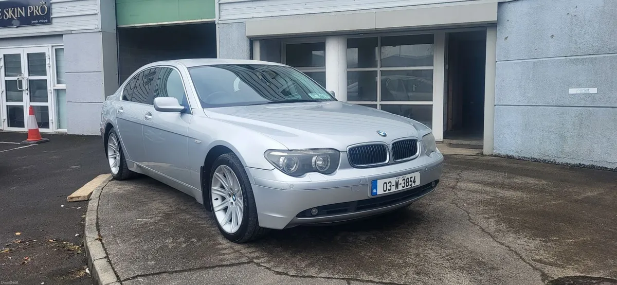 BMW 745i - Image 1