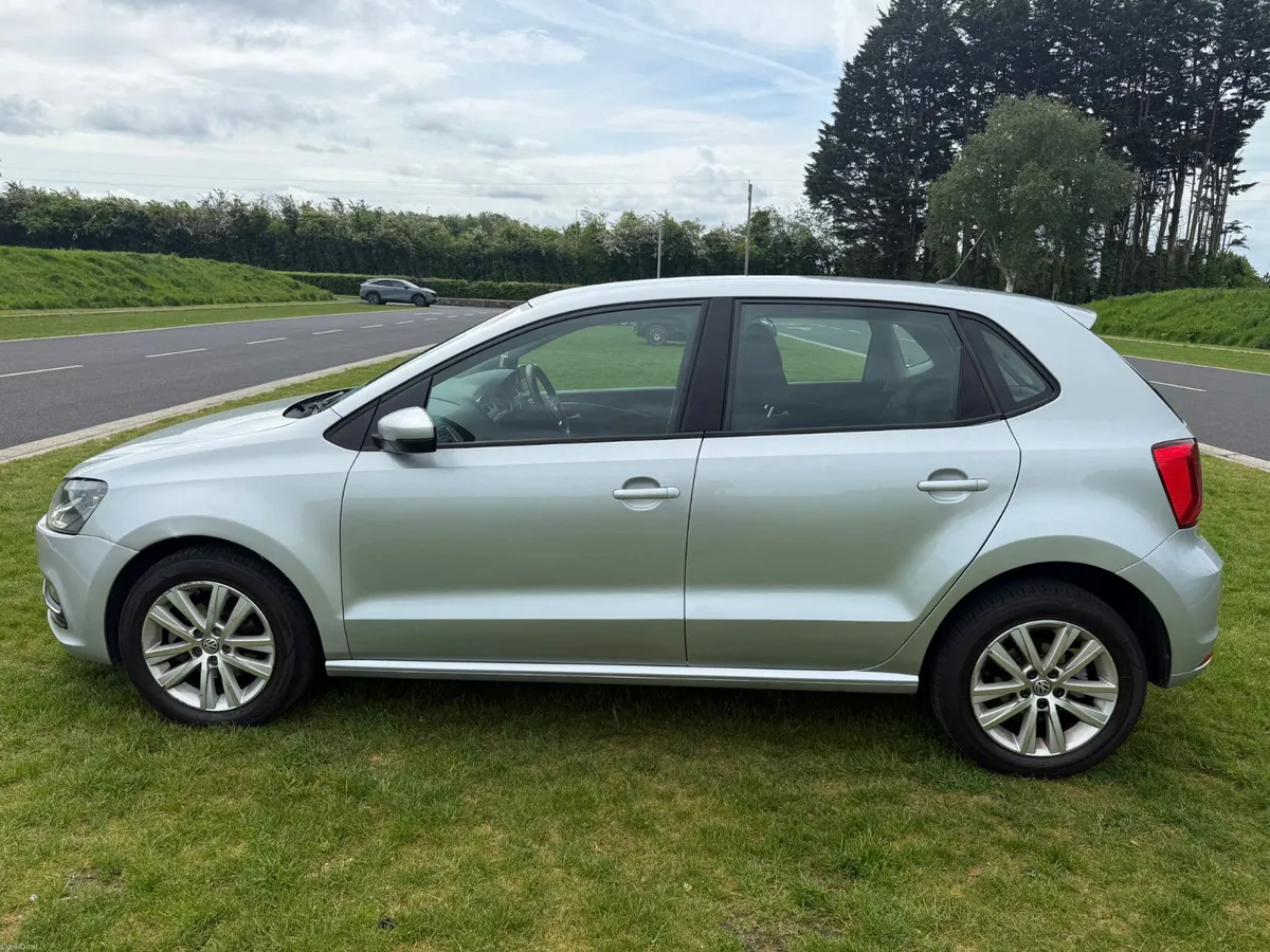 1.2 TSI AUTO DSG COMFORT MODEL - Image 4