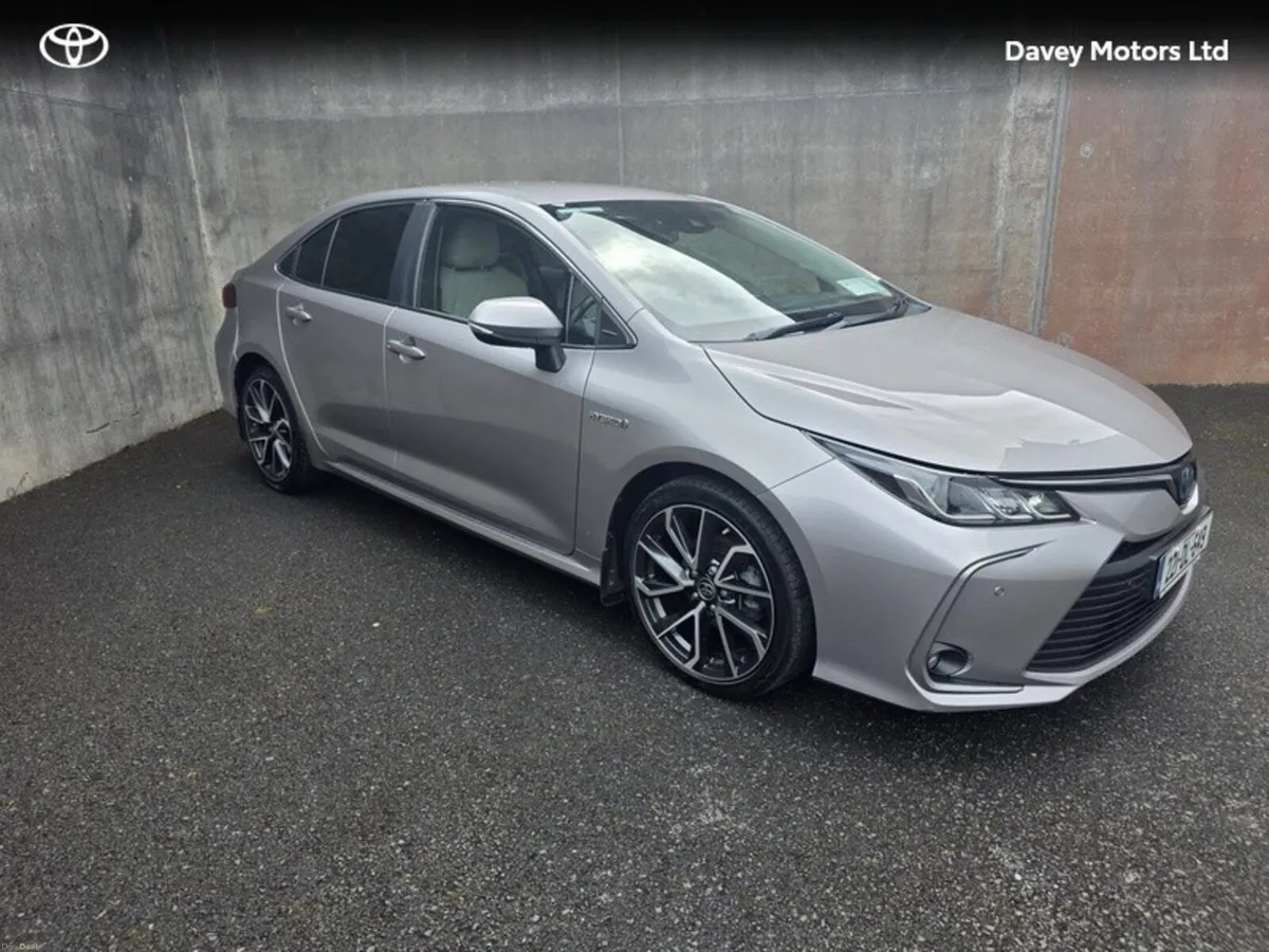 Toyota Corolla HYBRID SOL SAL SALOON 4DR - Image 1
