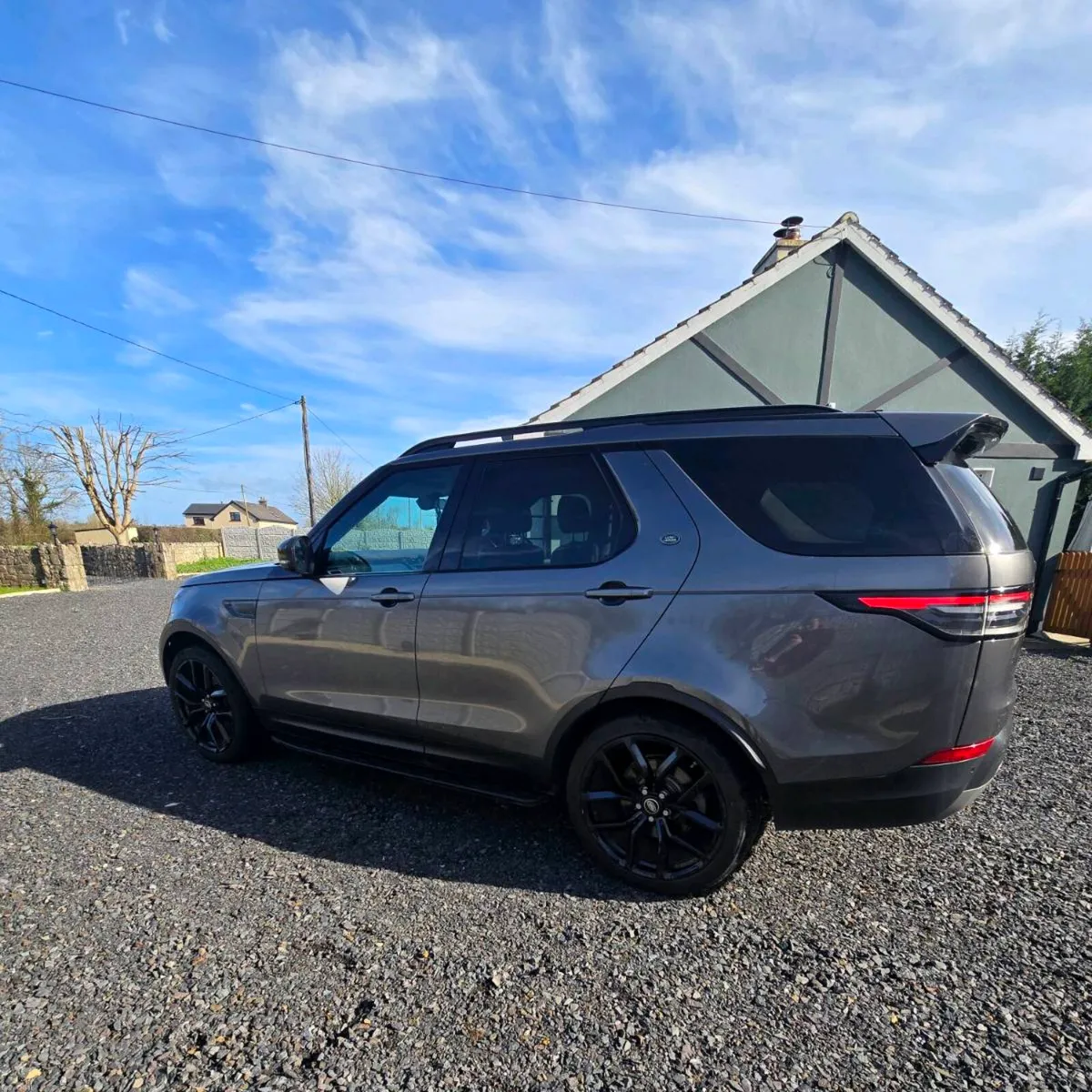 LAND ROVER DISCOVERY 7SEATER - Image 2