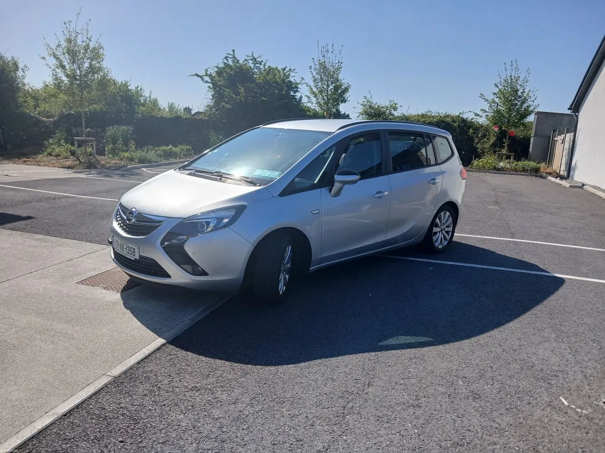 Opel Zafira 2017 - Image 1