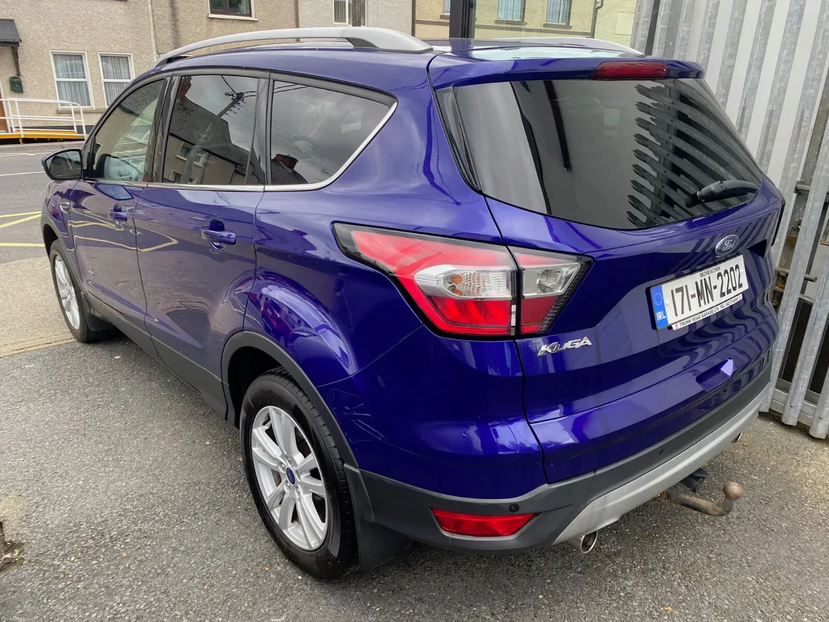 Ford Kuga 2.0TDCI 150PS Titanium 4WD - Image 3