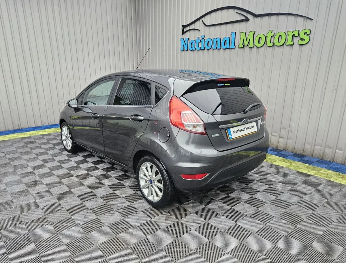 2016 Ford Fiesta TITANIUM 1.0 Petrol - Image 5