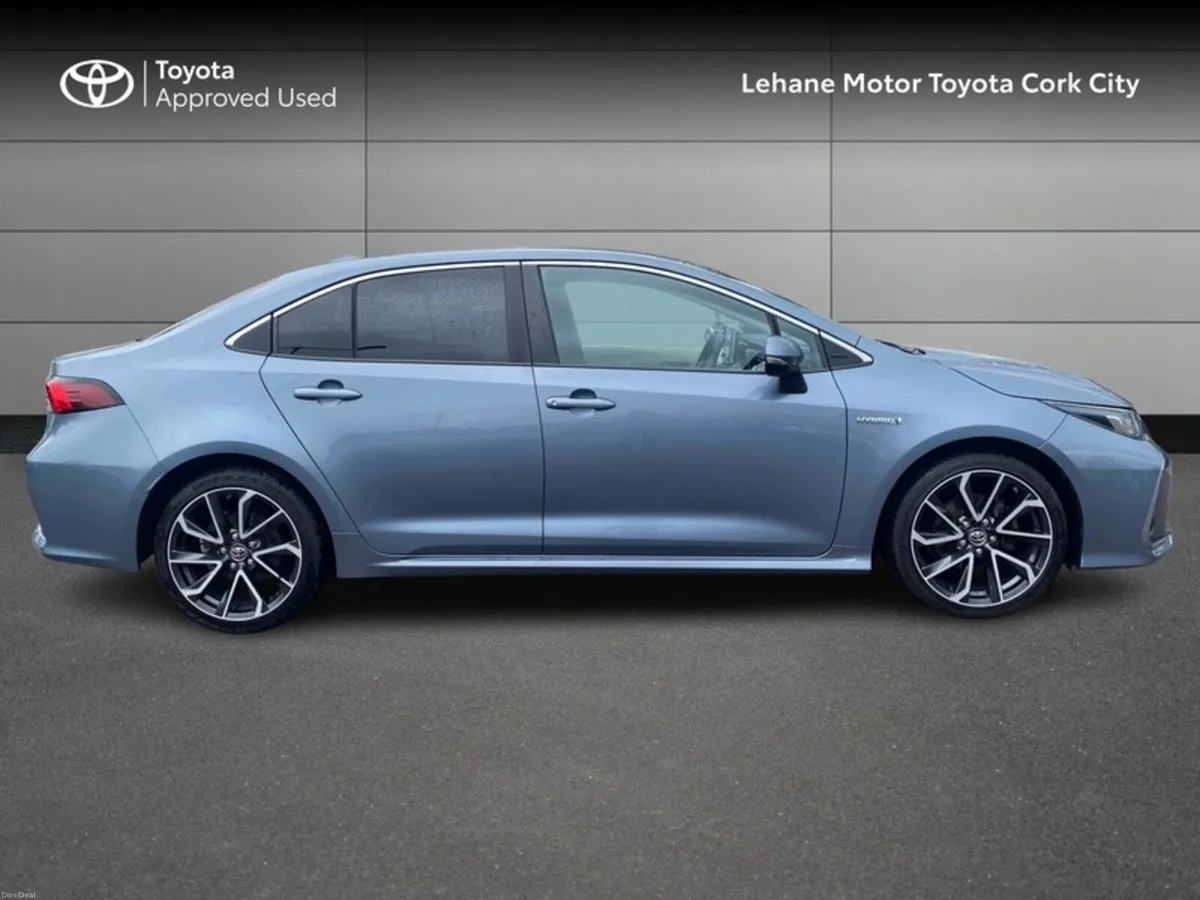 Toyota Corolla COROLLA HYBRID SOL SALOON - Image 3