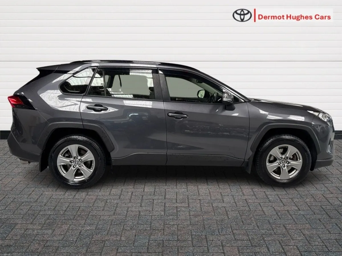 Toyota RAV4 HYBRID LUNA 4DR AUTO - Image 3