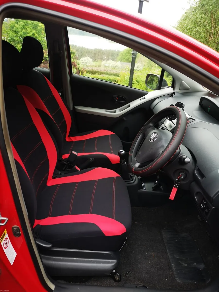 Toyota Yaris 2006 - Image 3