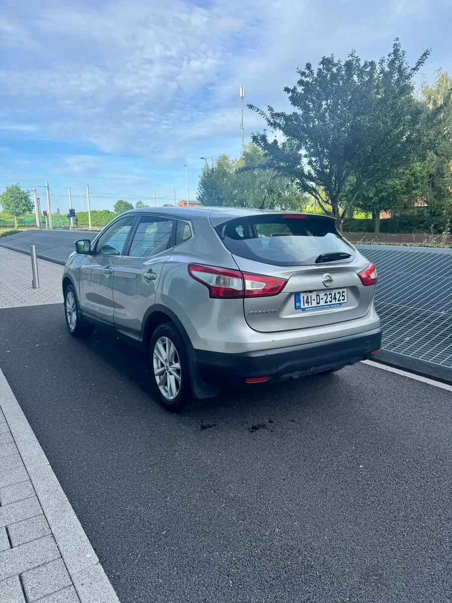 Nissan qashqai(Tax&NCT)(New chain) - Image 3
