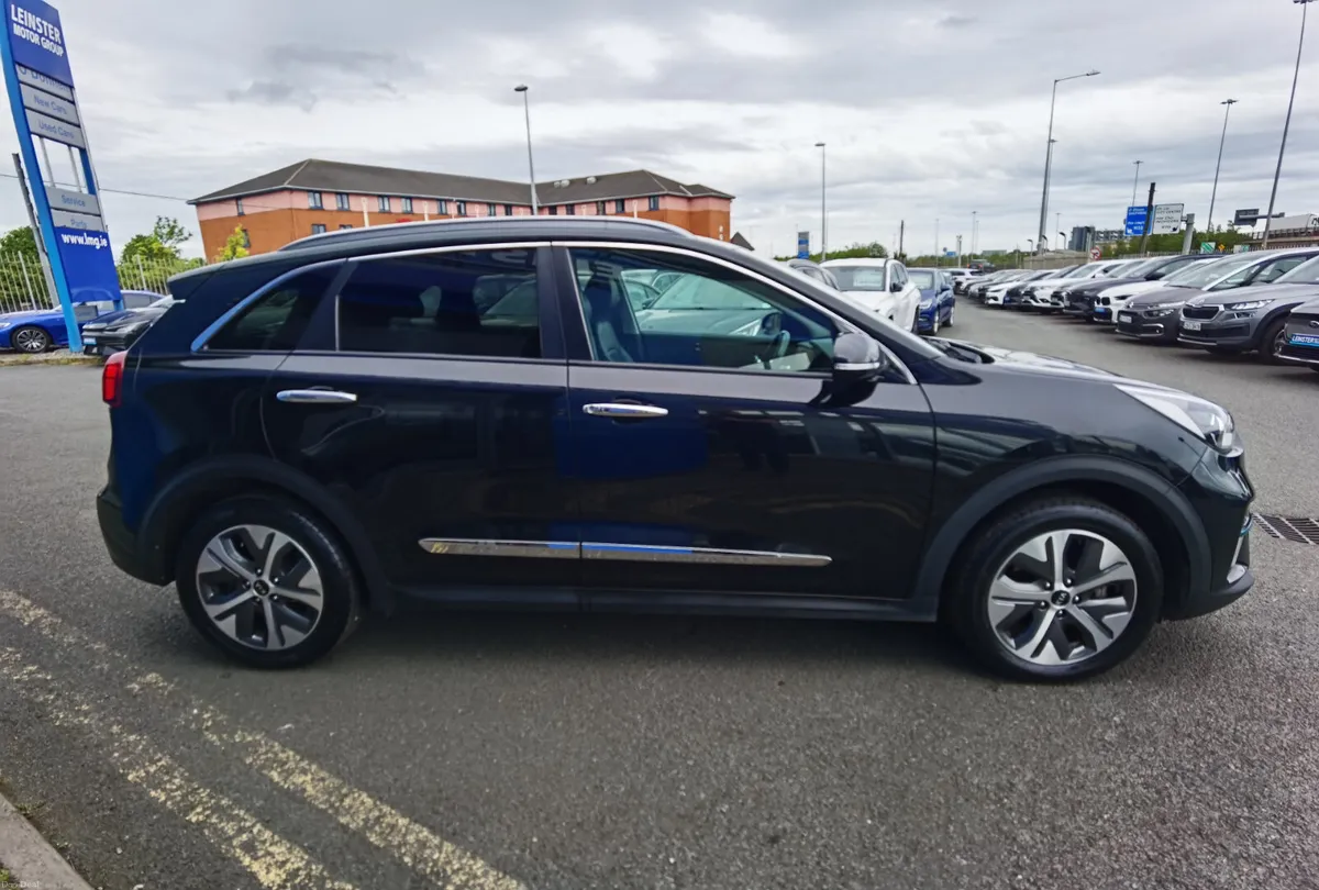 KIA NIRO 65KWH PE LR AUTOMATIC - Image 4