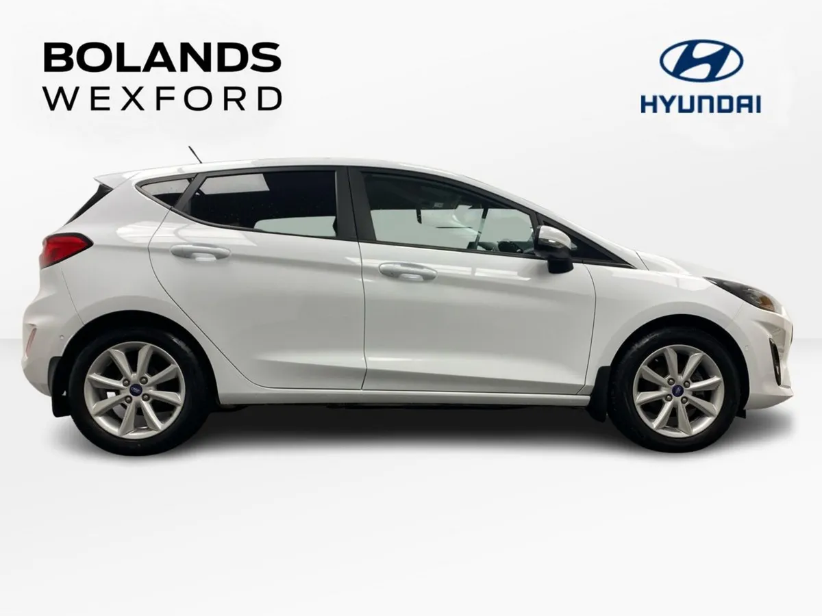 Ford Fiesta Trend Connected 1.1 75HP Manual - Image 4