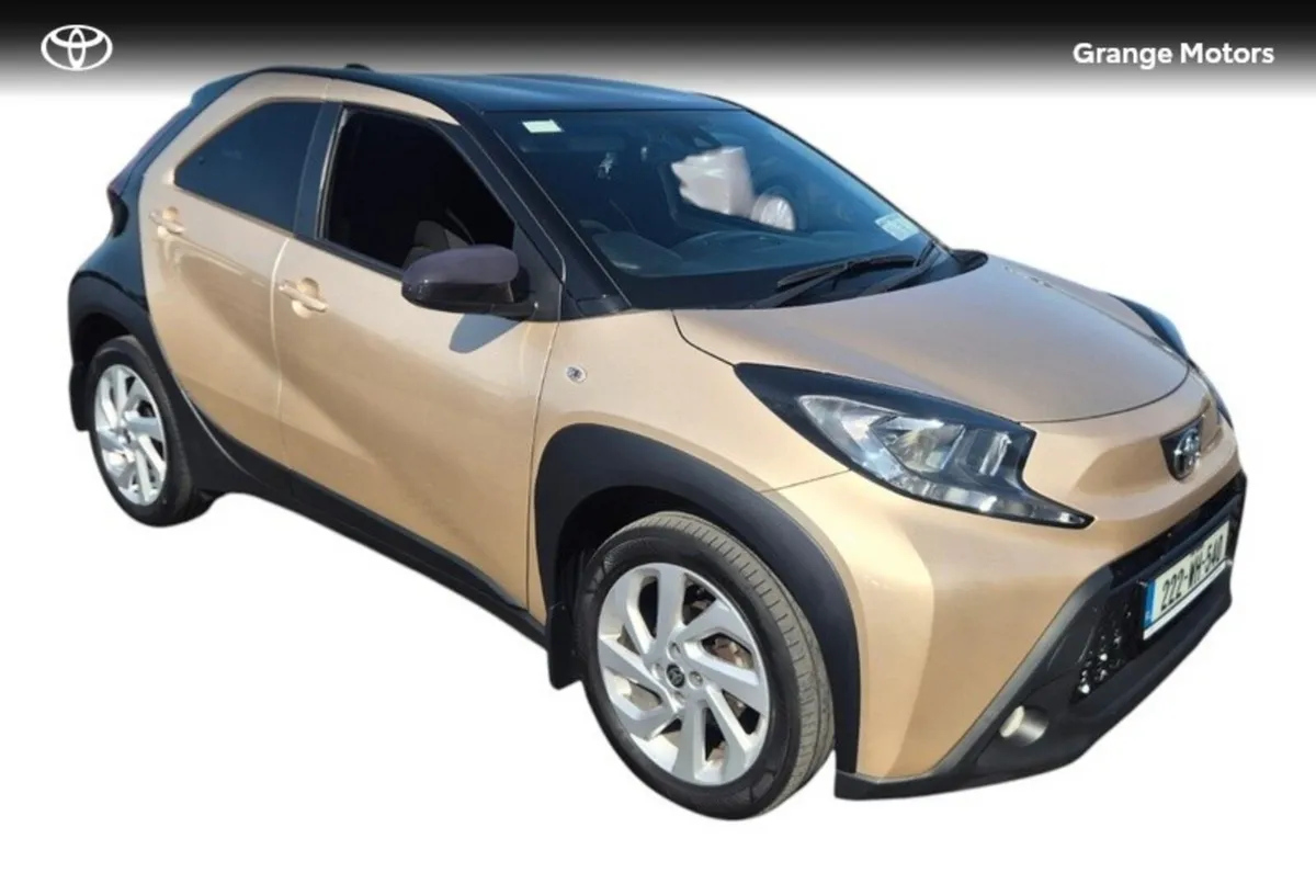Toyota Aygo X 1.0LTR DESIGN S-CVT(AUTOMATIC) 5DR - Image 1