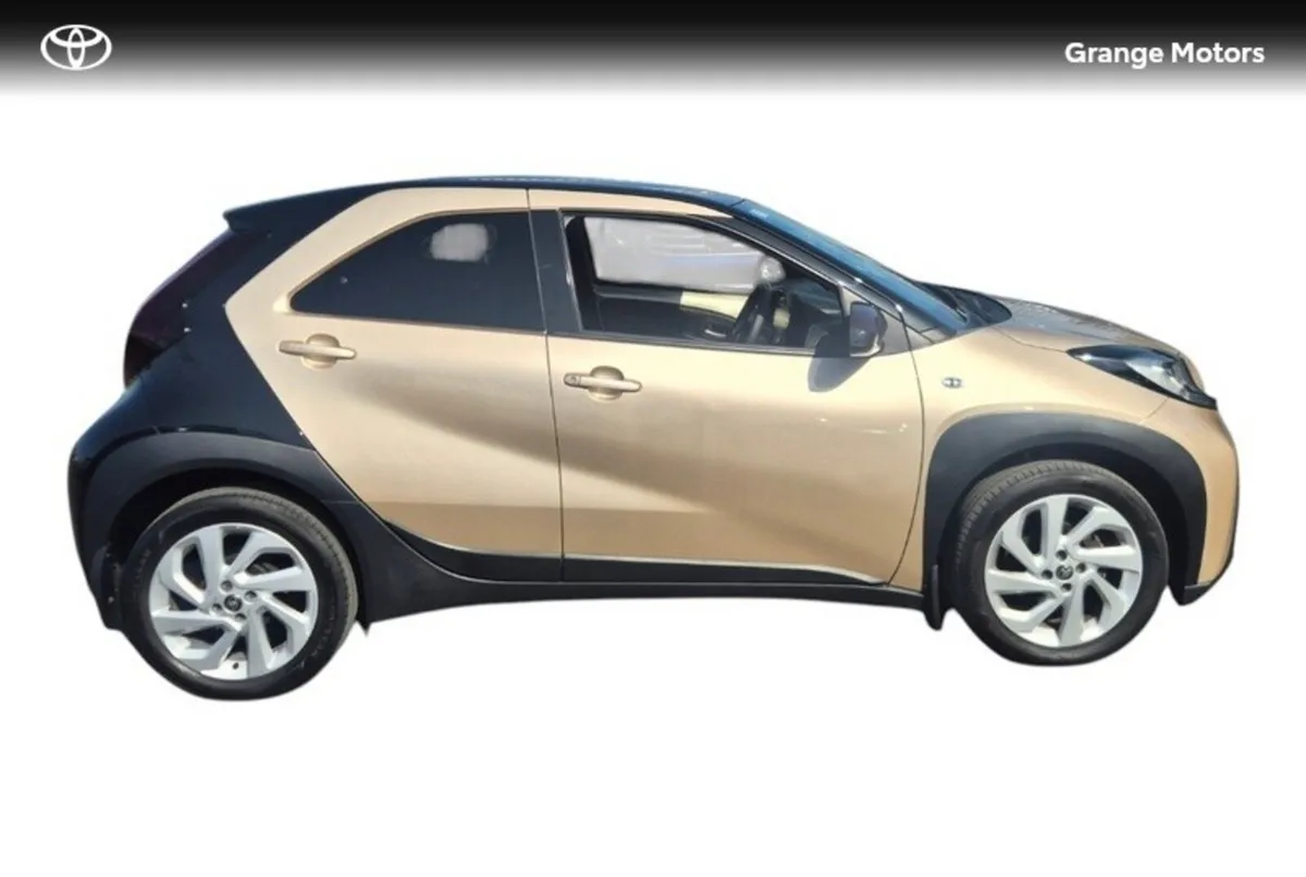 Toyota Aygo X 1.0LTR DESIGN S-CVT(AUTOMATIC) 5DR - Image 4