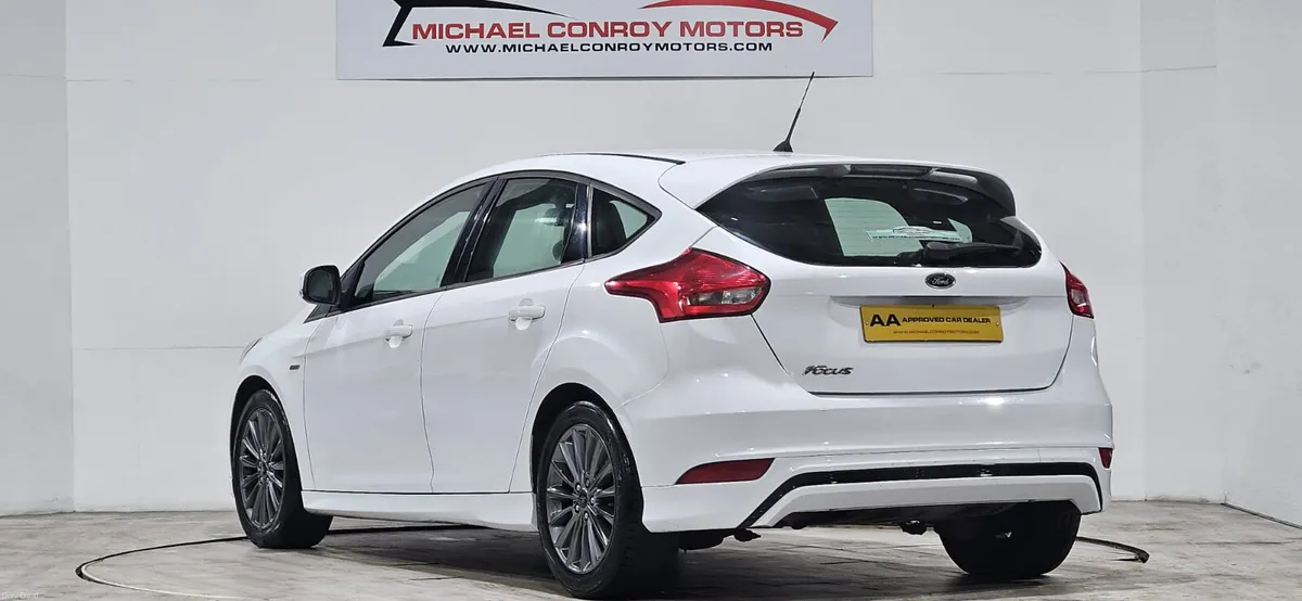 Ford Focus ST LINE - FINANCE AVAILABLE - Image 6