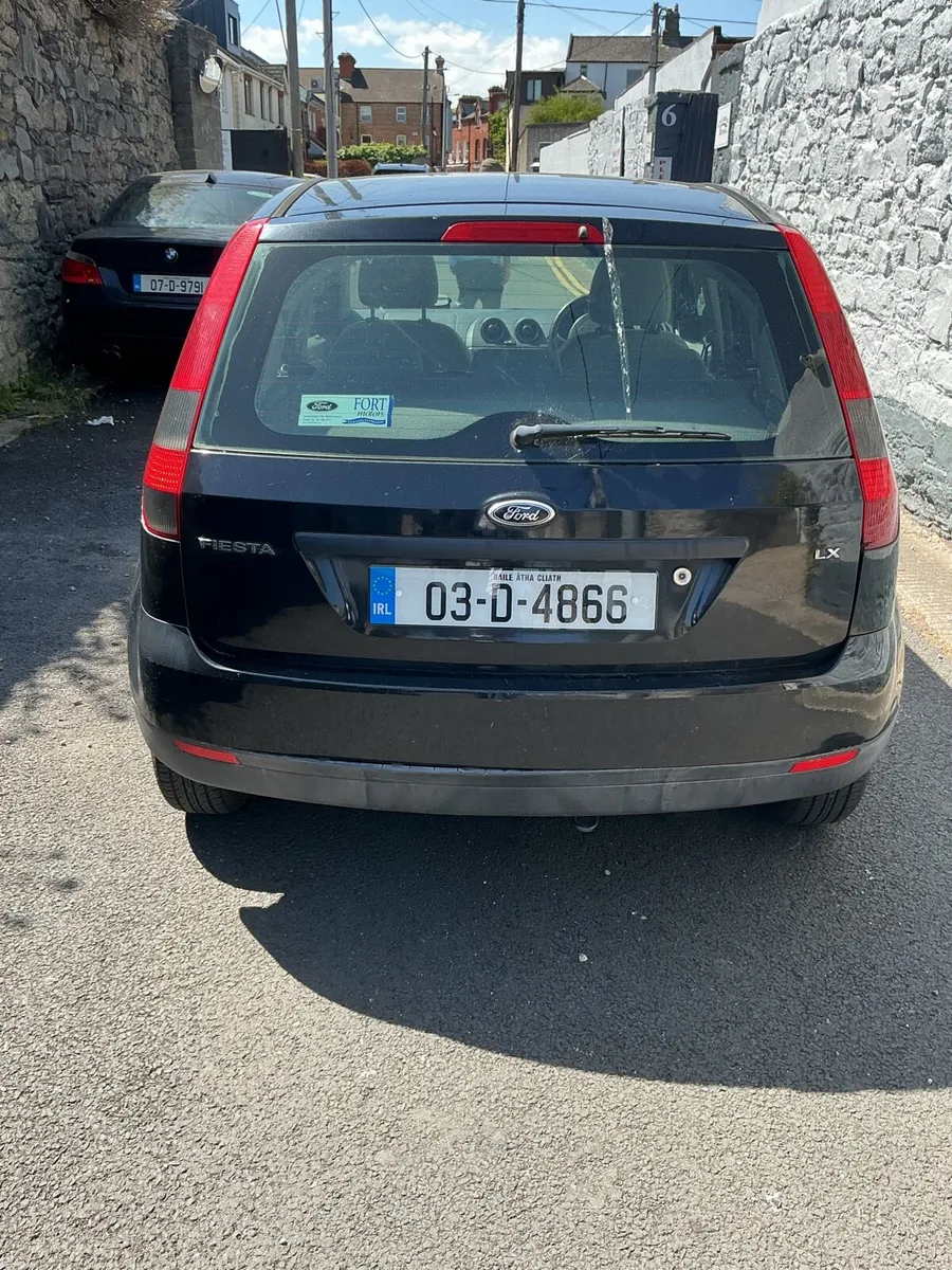 Ford Fiesta lx 1.3 - Image 2