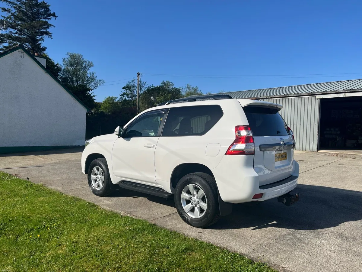 Toyota Landcruiser - Image 1