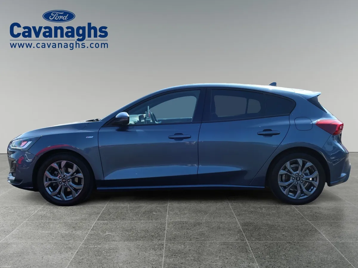 2023 Ford Focus St-line 1.0t 125 5dr - Image 2
