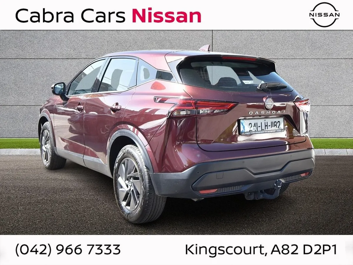 Nissan Qashqai 1.3 PET MILD HYBRID SV CVT - Image 2