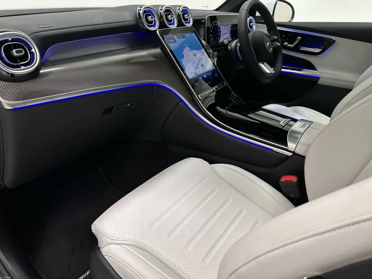 Mercedes-Benz GLC GLC300 DE 4Matic AMG Line + PHEV - Image 6